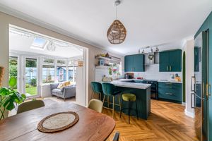 Photo 35- click for photo gallery